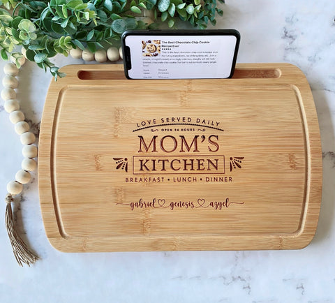 Personalized Mom’s Kitchen Cutting Board