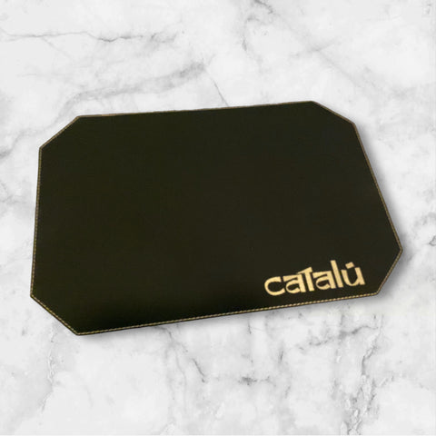 Black Leather Placemats with Catalú Gold Engraving